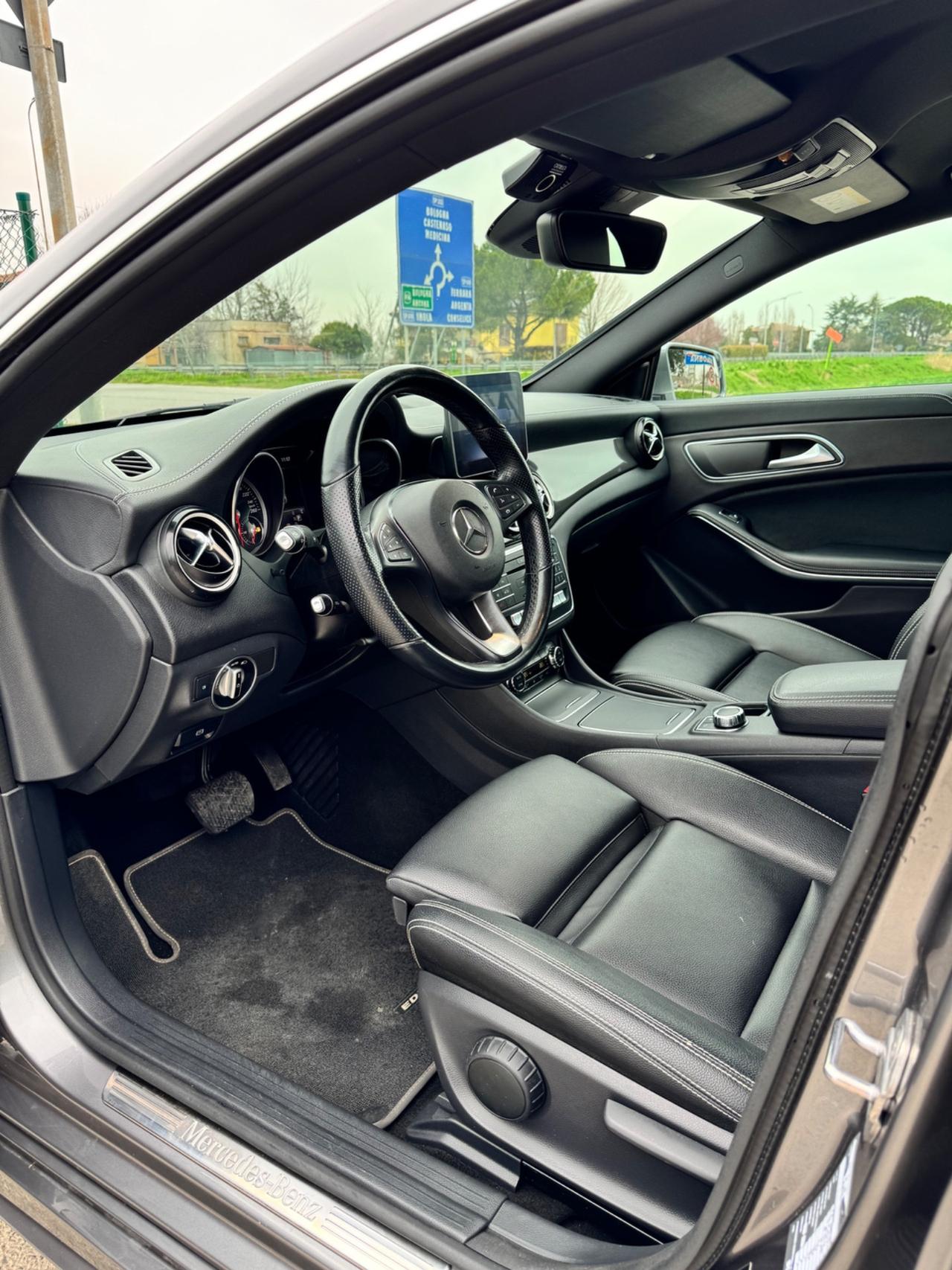 Mercedes-benz CLA 220 d Automatic Premium