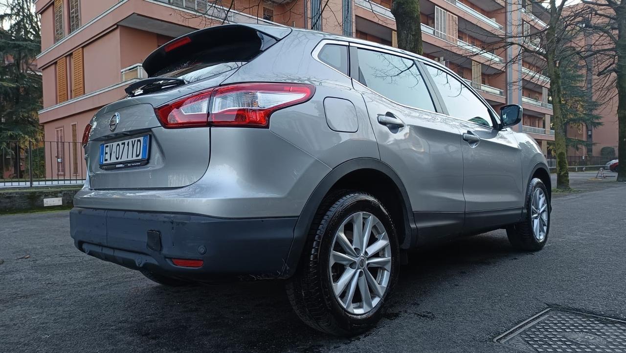 Nissan Qashqai 1.2 DIG-T Tekna