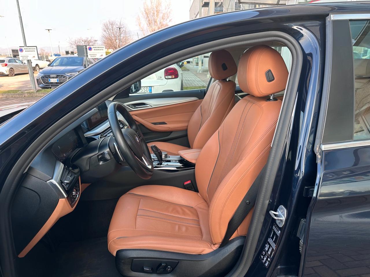 BMW 520d Touring xDrive AUTOMATICA! BMW COCKPIT!