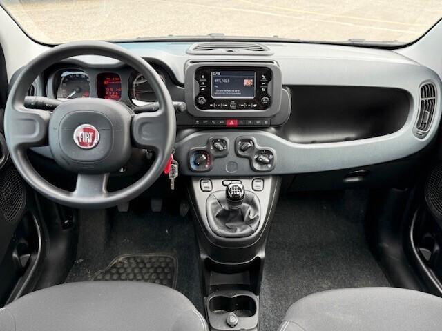 Fiat Panda 1.0 Hybrid neopatentati iva esposta