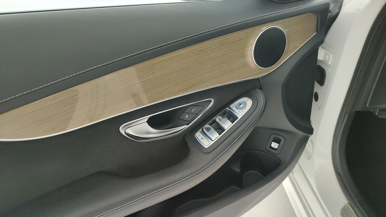 Mercedes-Benz C 220 d Premium 4matic auto