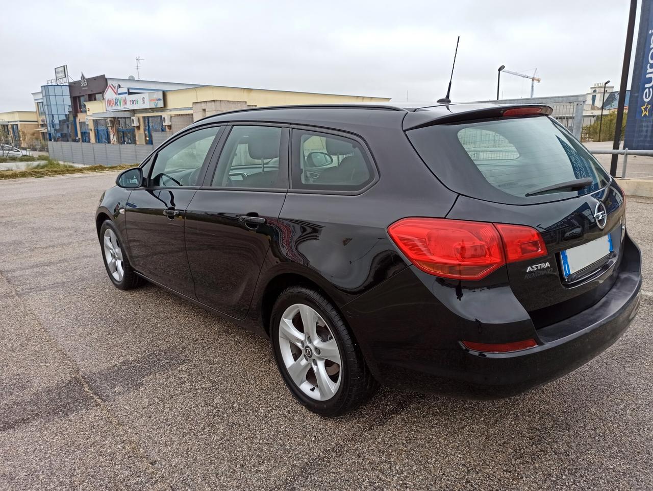 Opel Astra 1.7 CDTI 110CV Station Wagon Cosmo