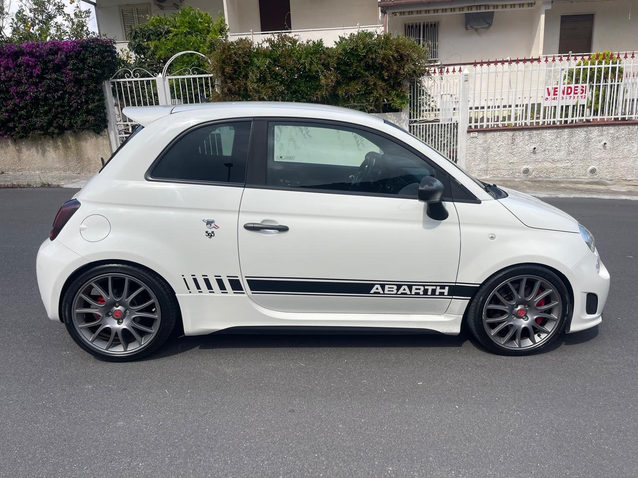 Fiat 500 Abarth 595 competizione
