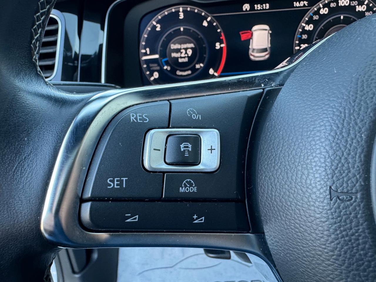 Volkswagen Golf 1.6 TDI 115 CV Sport R-Line + Full Led + Dynaudio