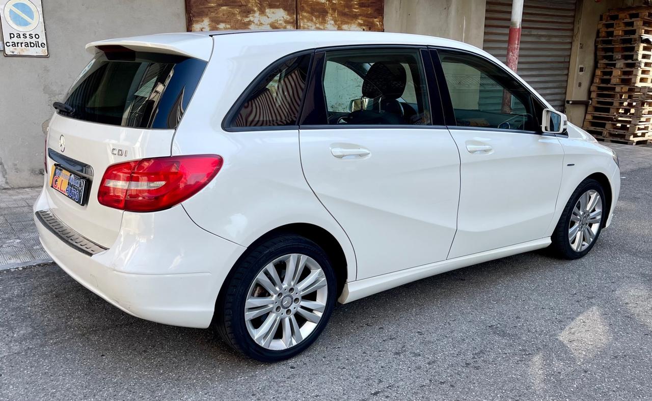 Mercedes-benz B 180 CDI BlueEFFICIENCY Executive