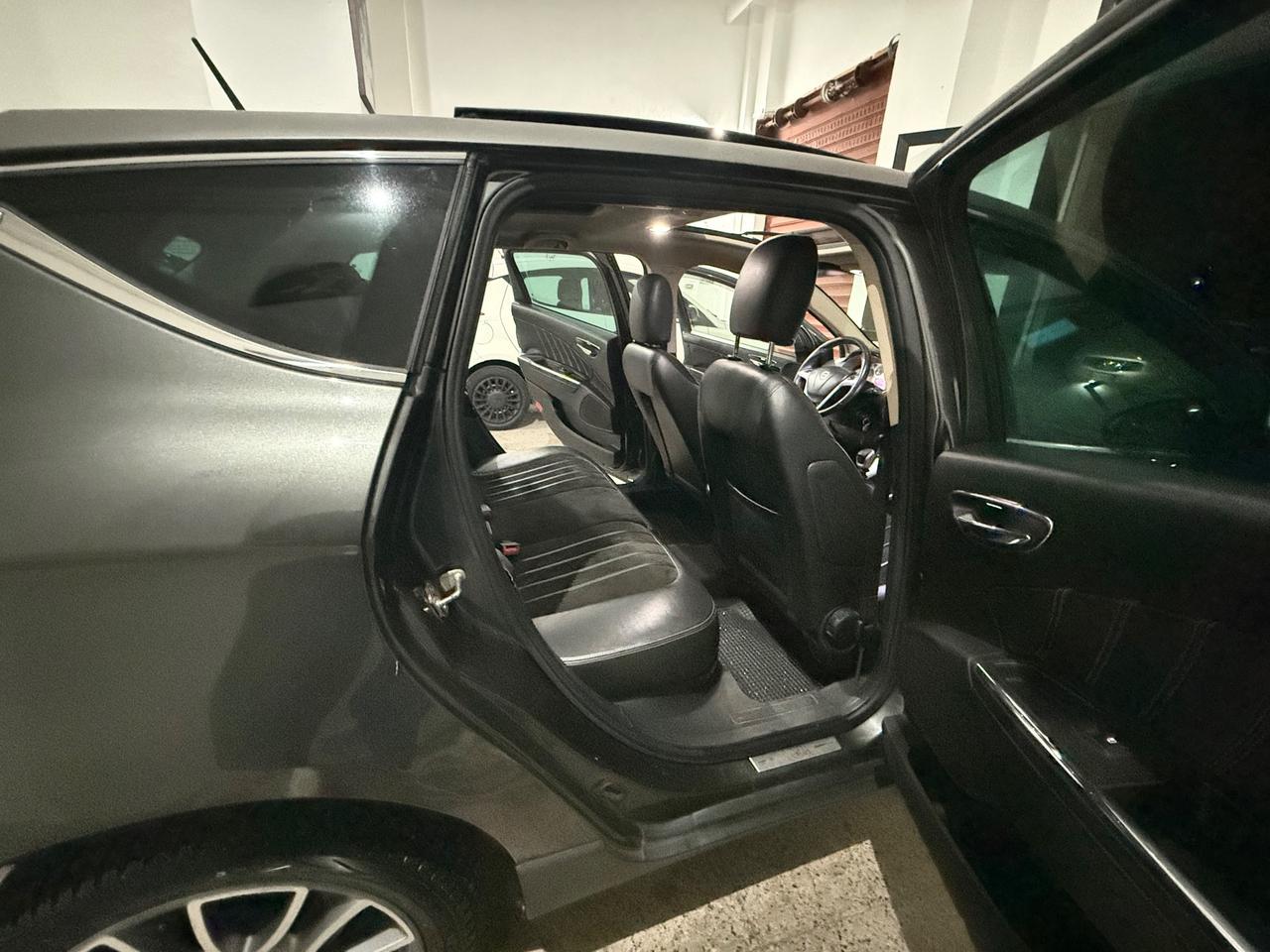 Lancia Delta 1.6 MJT DPF Platino