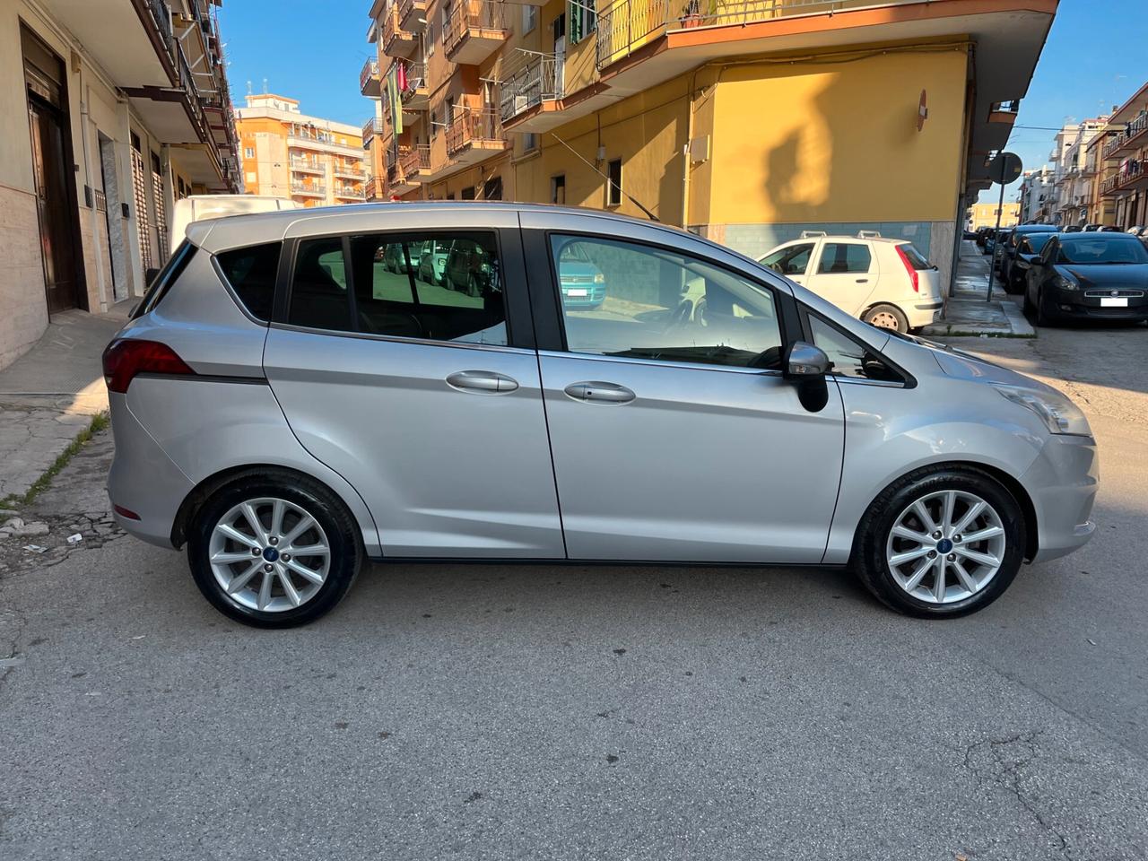 Ford B-Max 1.5 TDCi 75 CV Titanium