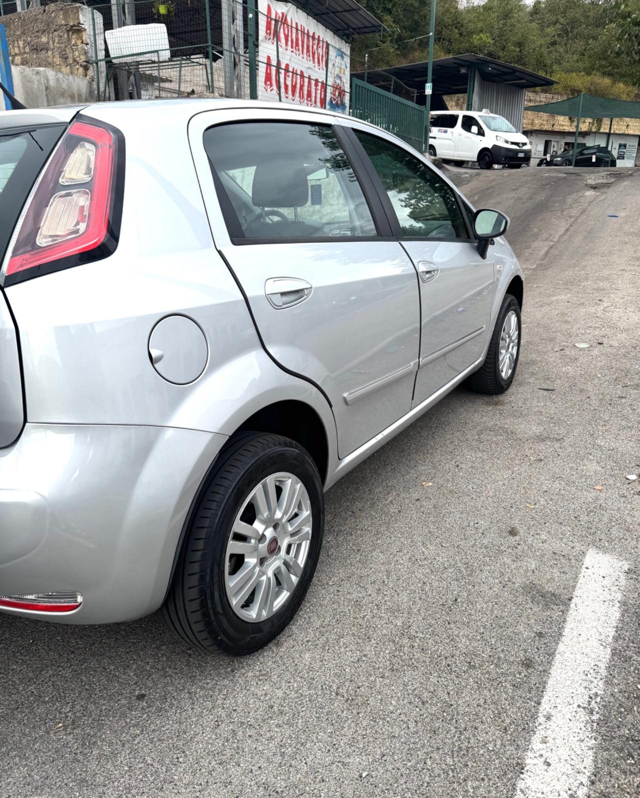 Fiat Punto 1.4 S&S 8V 5 porte Lounge