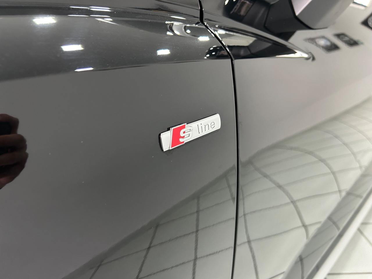 Audi Q3 35 TDI S tronic line edition