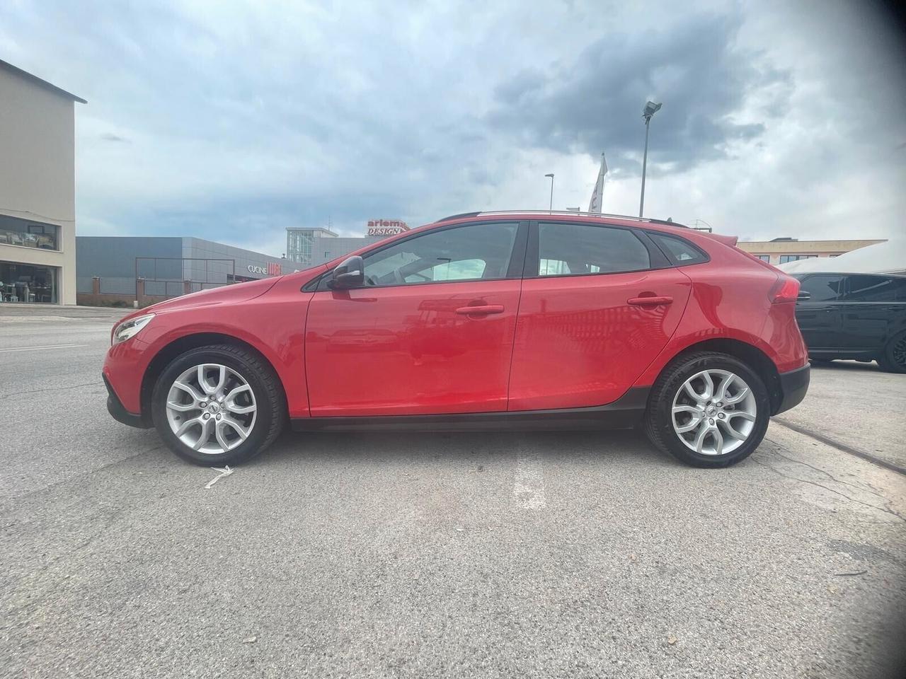 Volvo V40 Cross Country D3 Pro