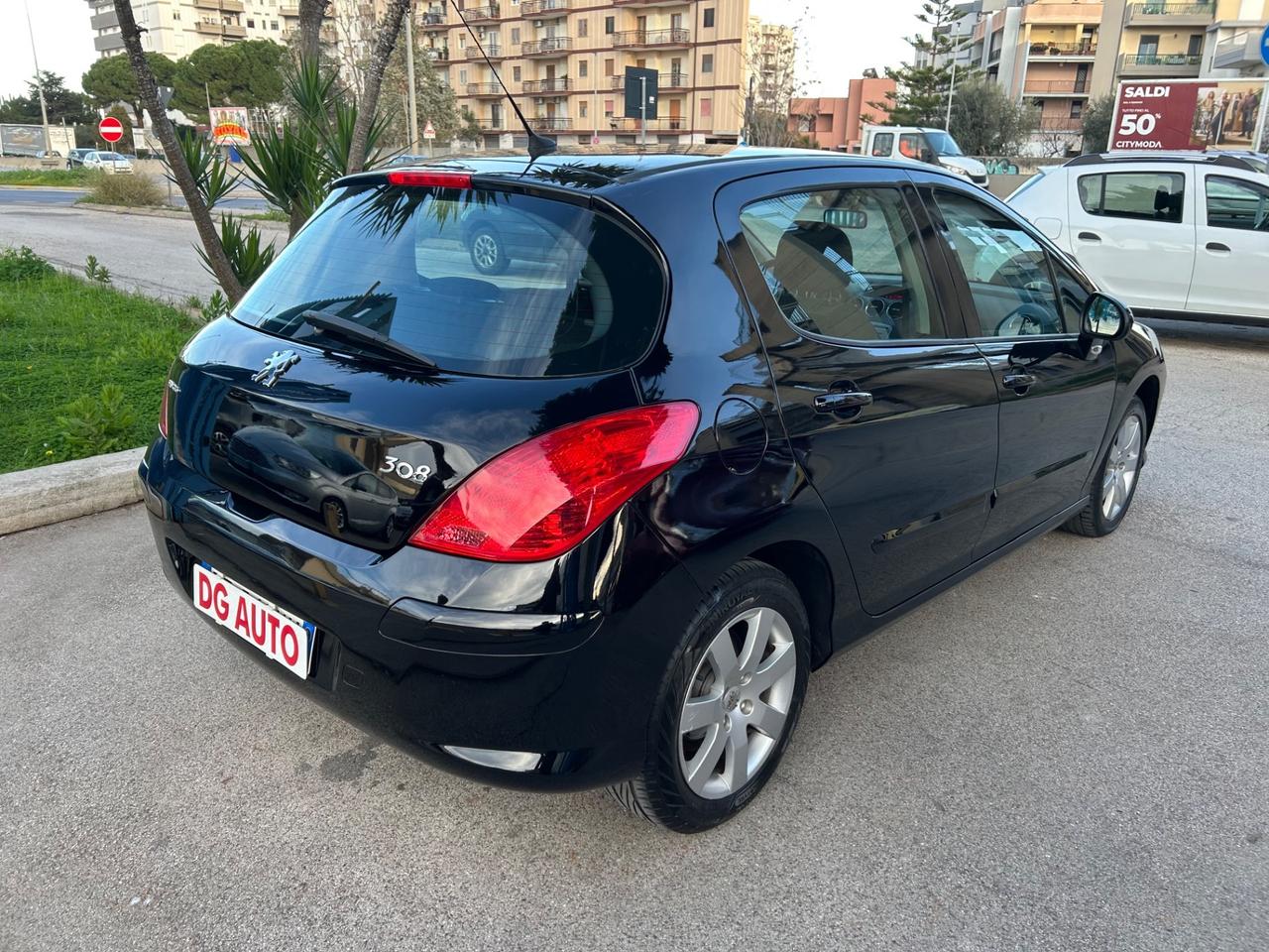 Peugeot 308 1.6 HDi 90CV 5p. 2009 100.000 km