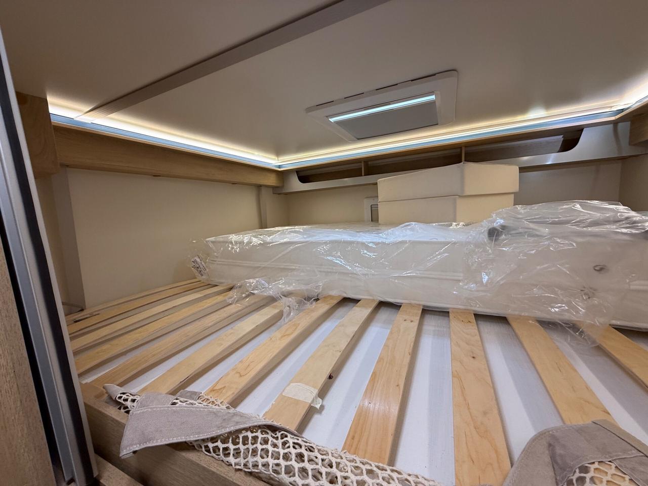 CI INTERNATIONAL HORON 90 M 7.40 GARAGE