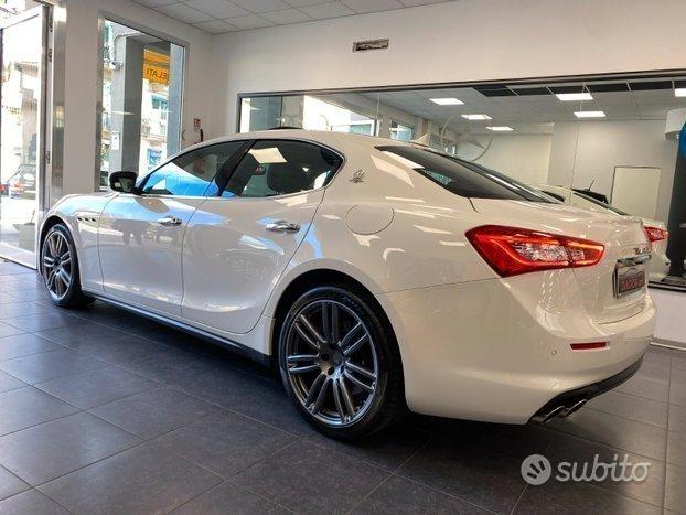 MASERATI Ghibli GRANLUSSO 3.0 275 CV