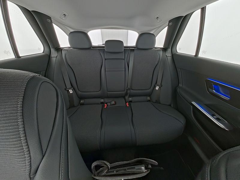 Mercedes-Benz 180 mhev 193cv Automatic Avantgarde