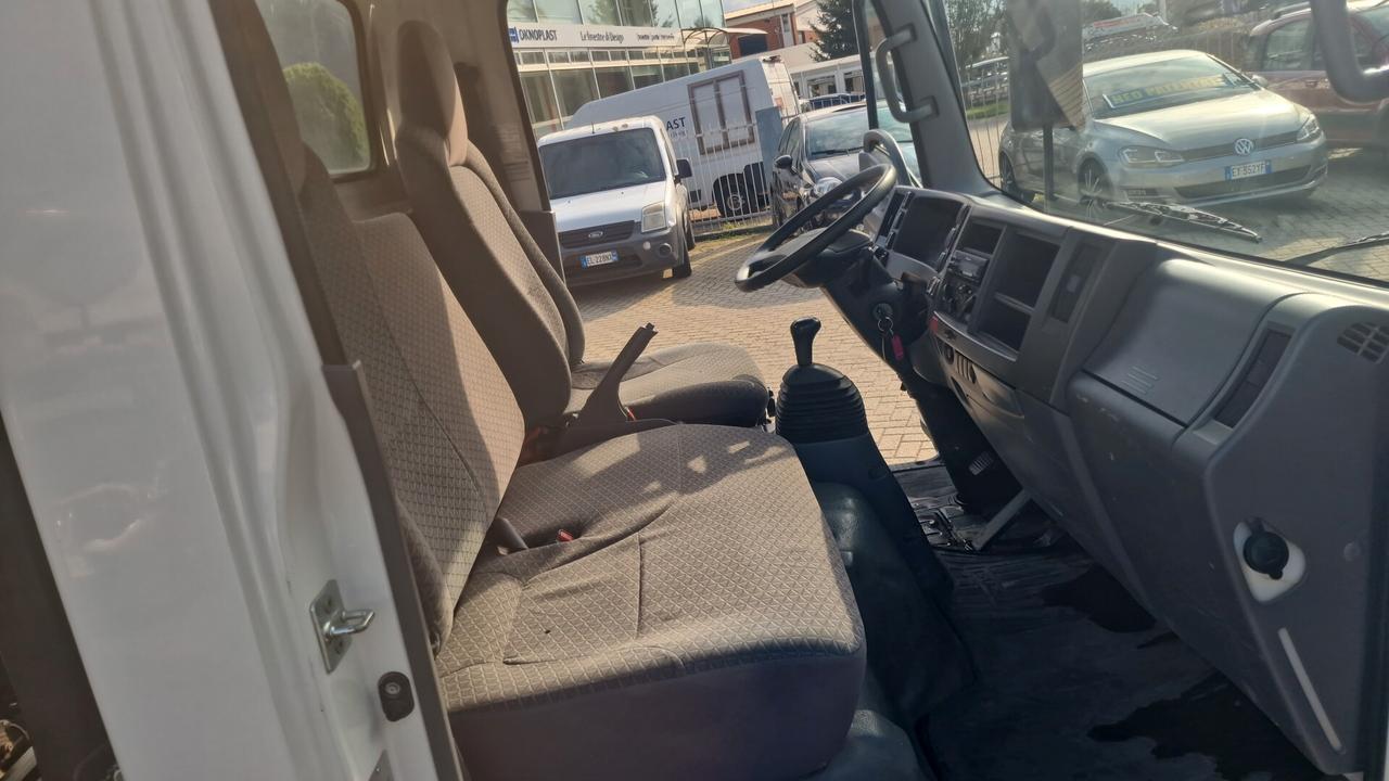 Isuzu 3.0 td ribalttabile trilaterale