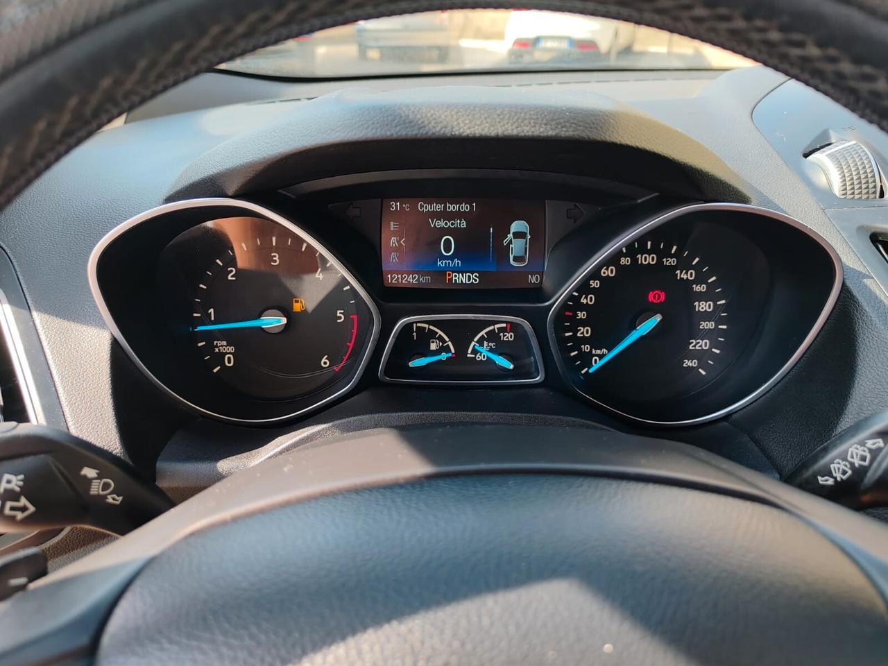 Ford Kuga 1.5 TDCI 120 CV S&S 2WD Titanium