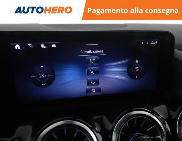 MERCEDES-BENZ GLA 180 Automatic AMG Line Premium