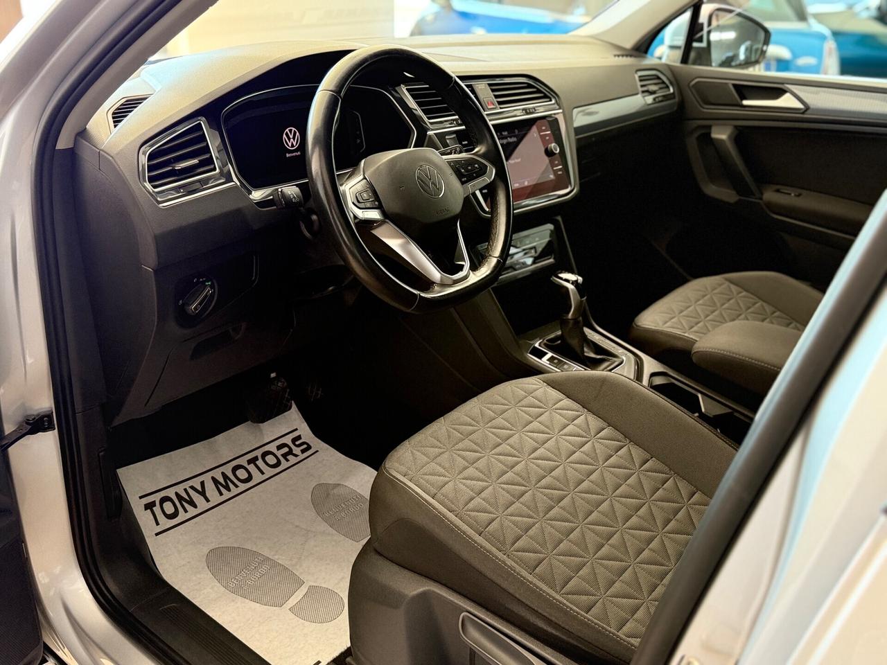 Volkswagen Tiguan 2.0 TDI 150 CV SCR DSG Elegance