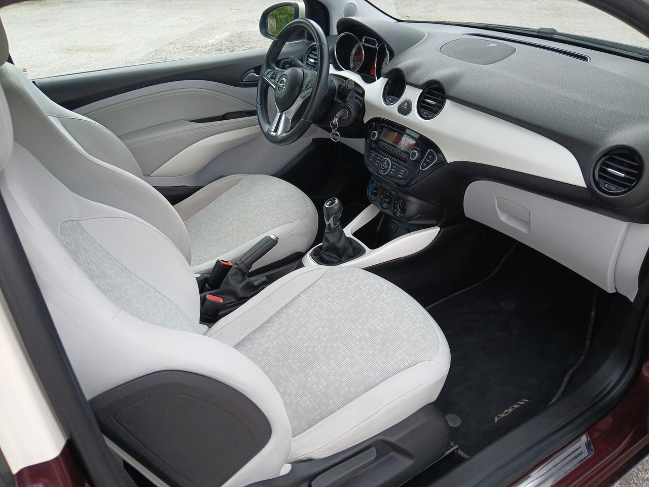 Opel Adam 1.2 Glam
