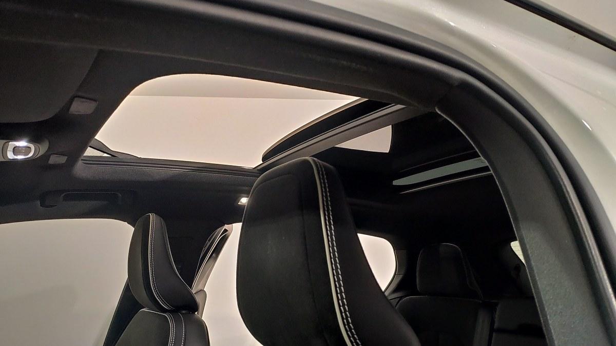 VOLVO Xc40 T5 Awd Geartronic R-Design