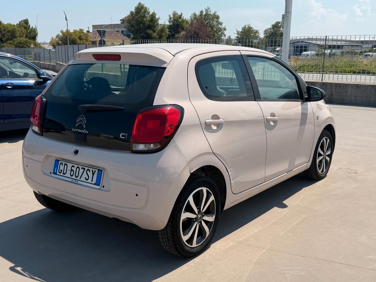 Citroen C1 VTi 72 S&S Shine NEOPATENTATI / PPE NUDE