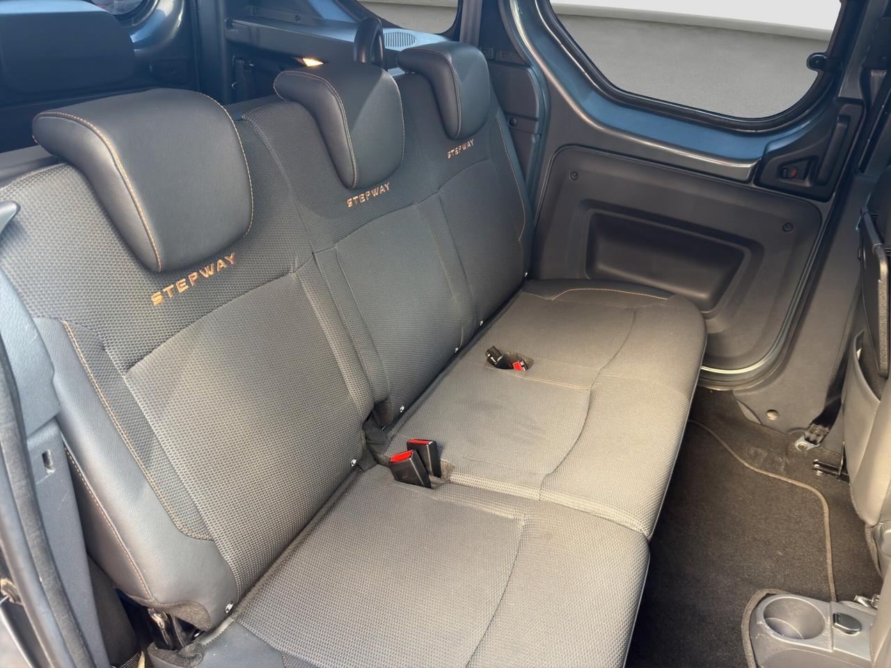 Dacia Dokker 1.5 dCi 8V 90CV Start&Stop Serie Speciale Brave
