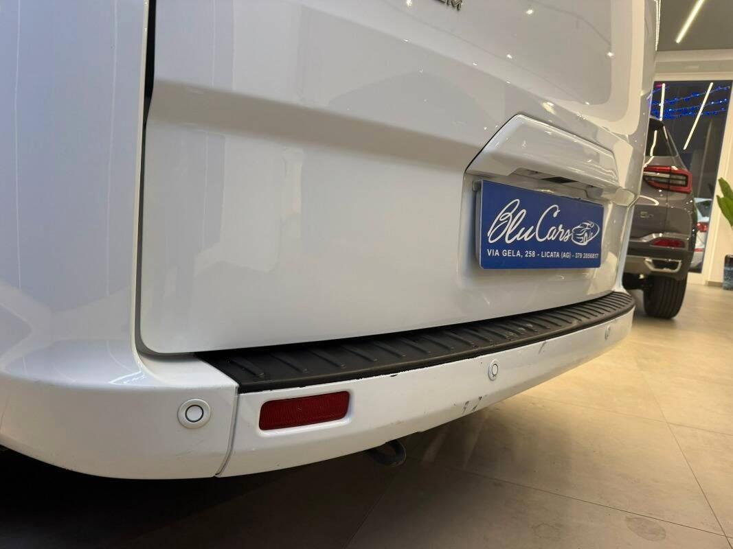 Ford Tourneo Custom 320 320 2.0 tdci 130cv Titanium L2H1 E6.2