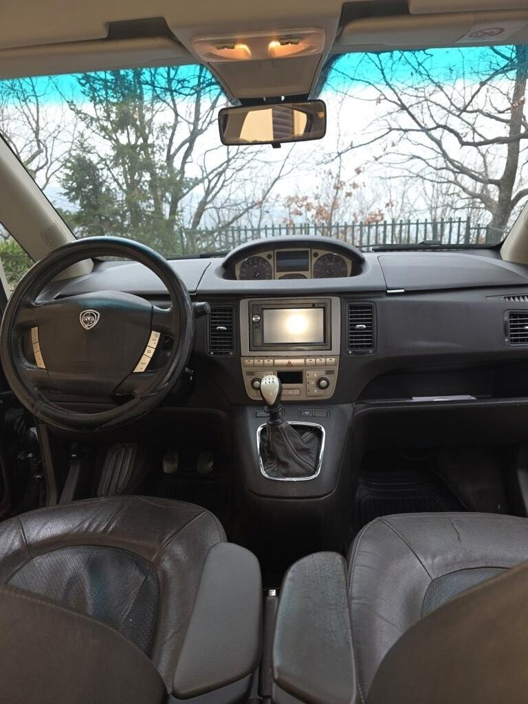 Lancia MUSA 1.6 Multijet Poltrona Frau