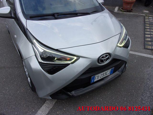 TOYOTA Aygo 1.0 VVT-i 69 CV 5 porte x-business MMT