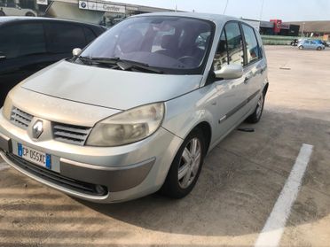 Renault Scenic Scénic 1.5 dCi/100CV Confort Dynamique