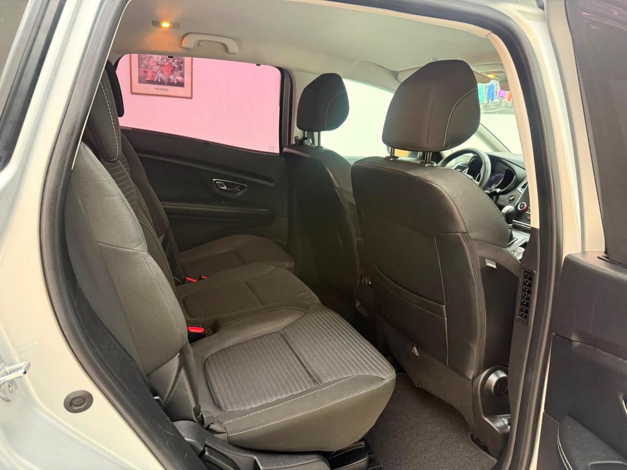 Renault Grand Scenic dCi 8V 110 CV EDC Energy Sport Editiom 7 POSTI