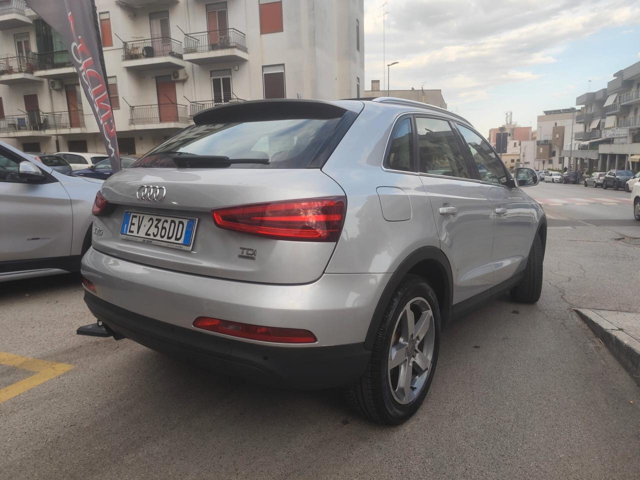 Audi Q3 2.0 TDI Quattro * TETTO PANORAMICO APRIBILE * Navi * Garantita 12 Mesi