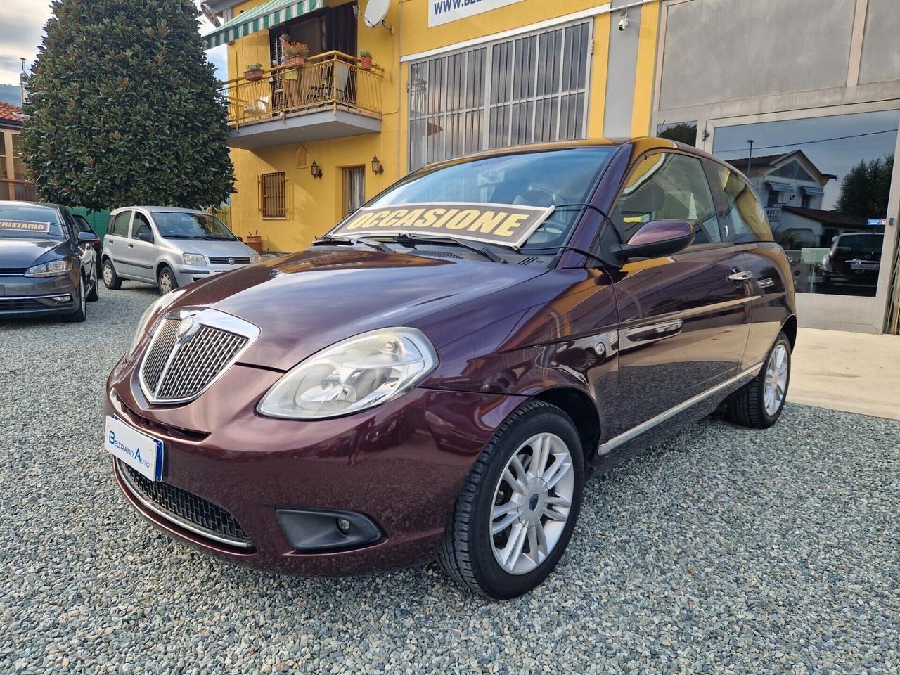 Lancia Ypsilon MJT 1.3 75 CV Prontissima!