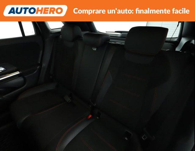 MERCEDES-BENZ GLA 200 d Automatic Premium