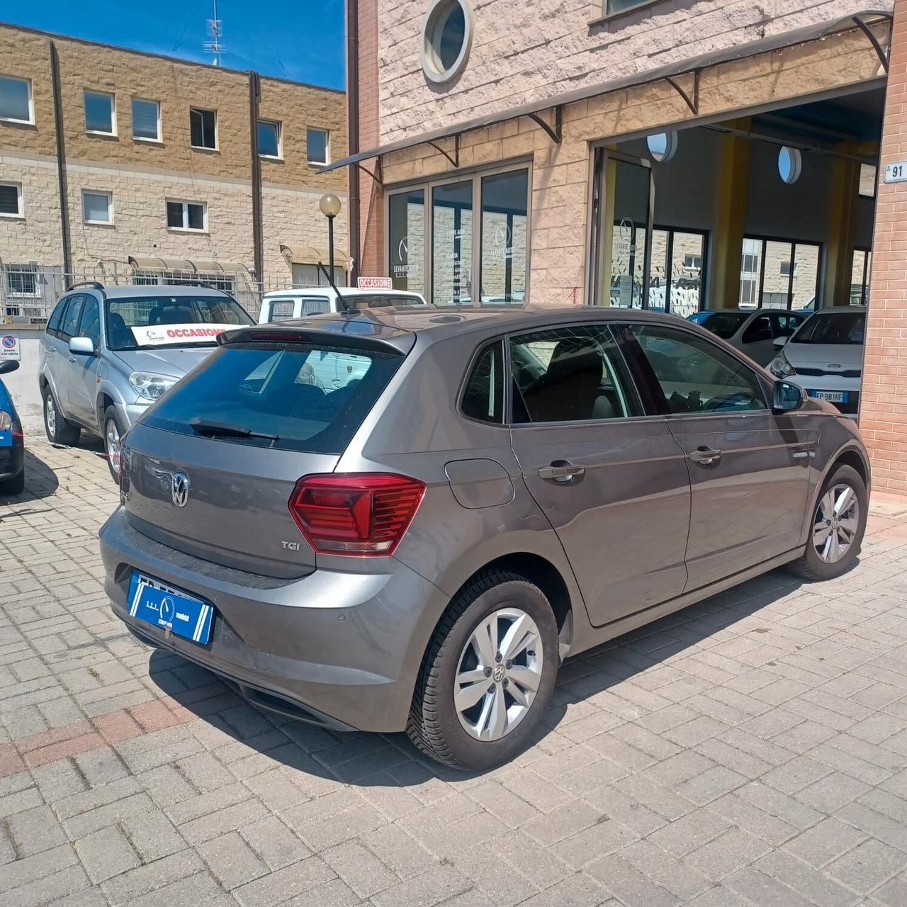 IMPECCABILE POLO 1.0 TGI PER NEOPATENTATI