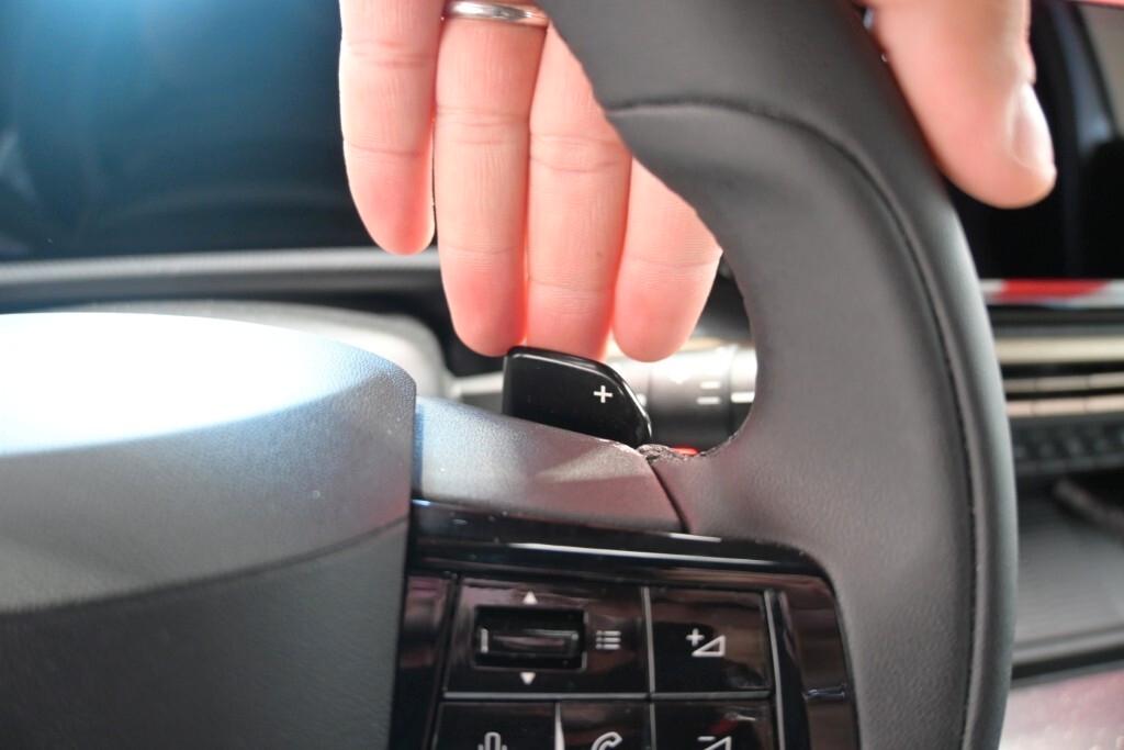 LANCIA NUOVA YPSILON 1.2 PURETECH 100CV HYBRID E-DCT LX ( FARI LED - ADAPTIVE CRUISE - AMBIENTI LIGHT - MIRROR - PDC - CERCHI 17 - TELECAMERA ANTPOST. )