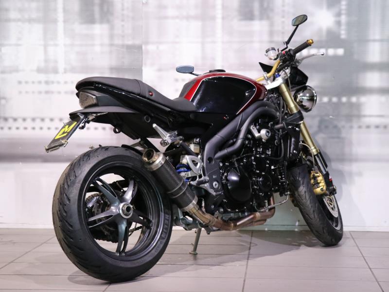Triumph Speed Triple 1050