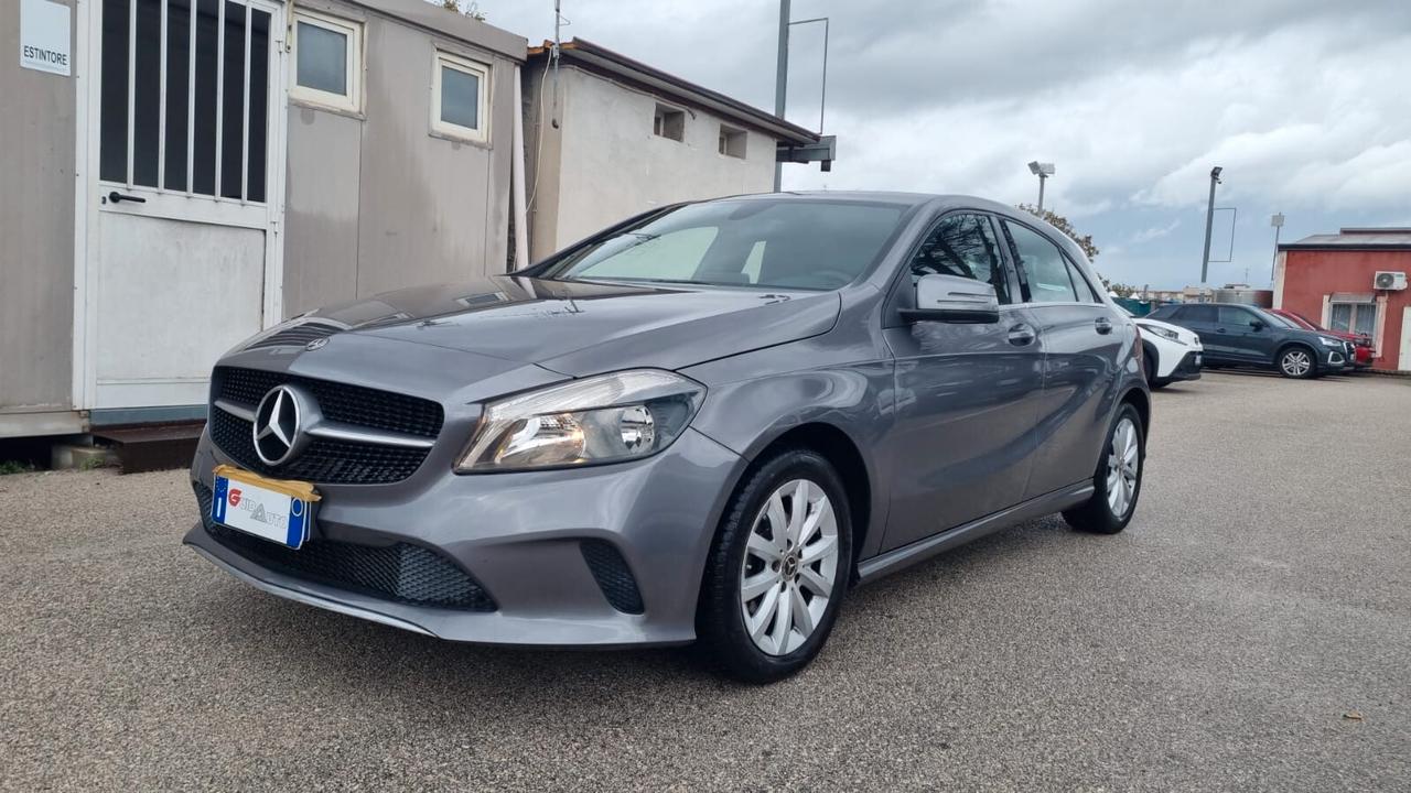 Mercedes-benz A 160 d Automatic Premium 90CV - 66KW
