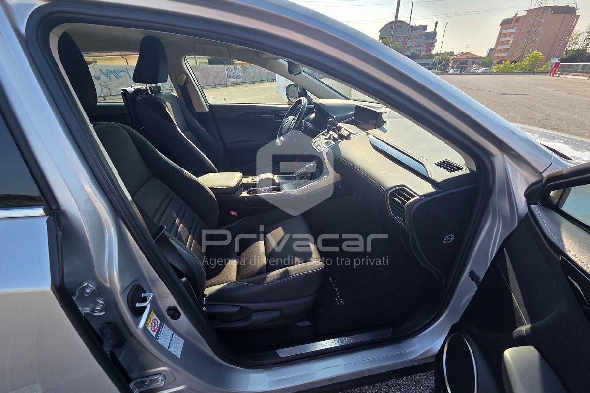 LEXUS NX Hybrid 4WD Business