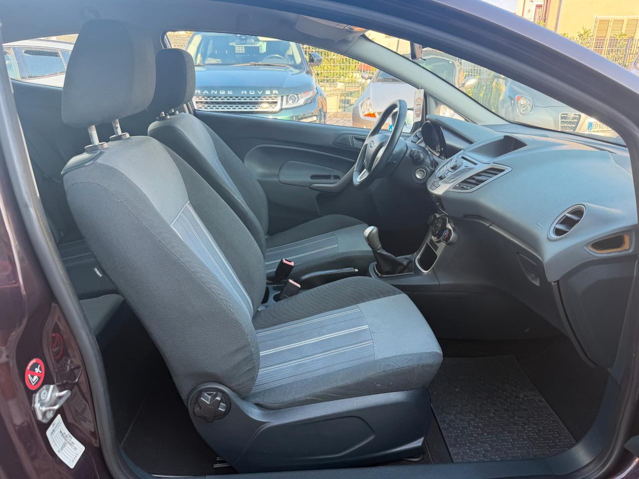 Ford Fiesta 1.4 TDCi 68CV 3 porte Titanium