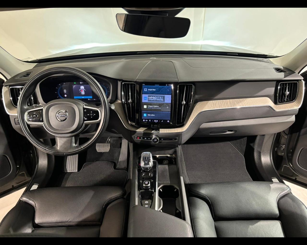 VOLVO XC60 B4 (d) INSCRIPTION AWD AUTO