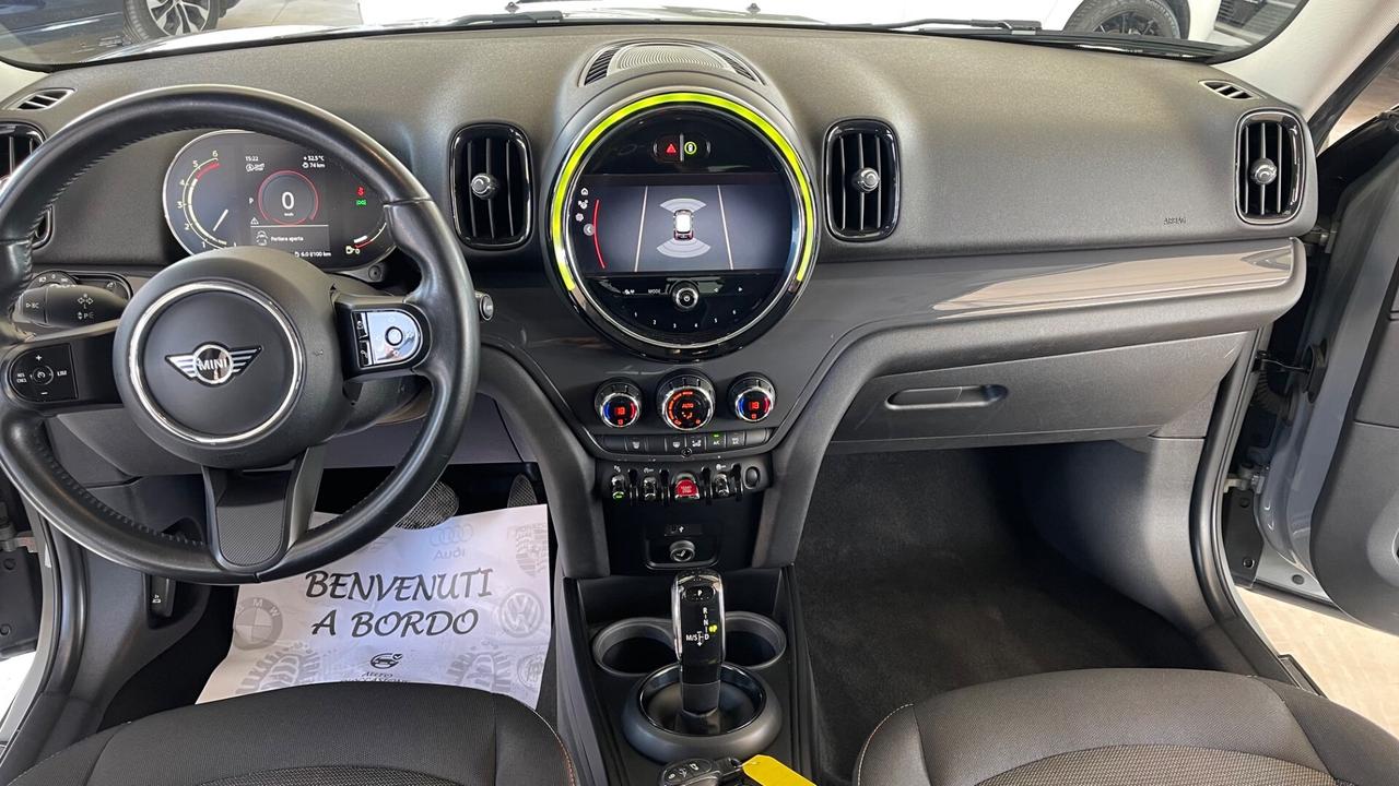 Mini Cooper Countryman 1.5 One D Essential