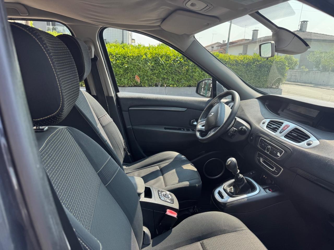 Renault Scenic Scénic 1.5 dCi 110CV Dynamique