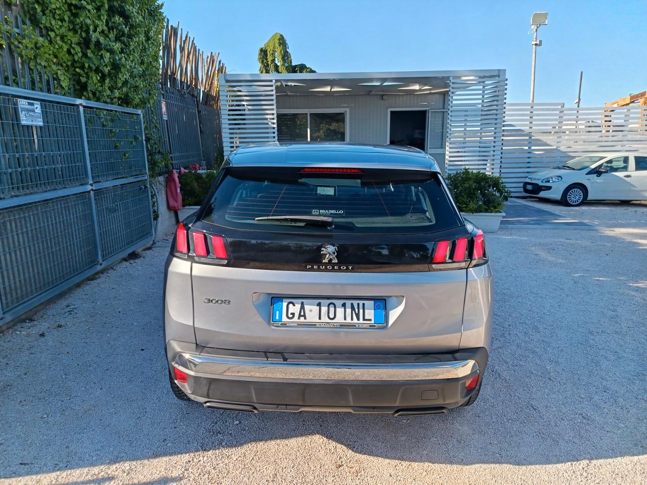 Peugeot 3008 BlueHDi 130 S&S Business