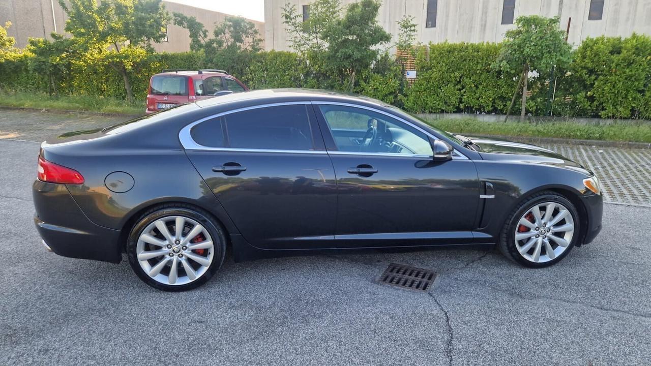 Jaguar XF 3.0 DS V6 Premium Luxury
