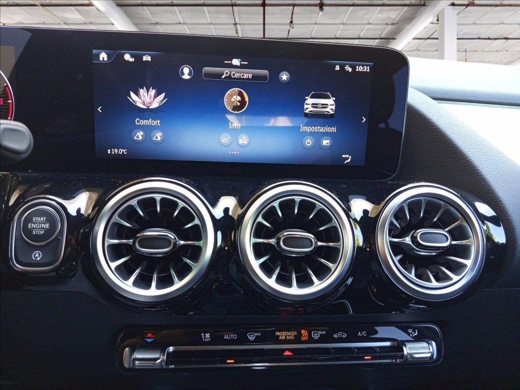 MERCEDES GLA 200 d Executive auto del 2024
