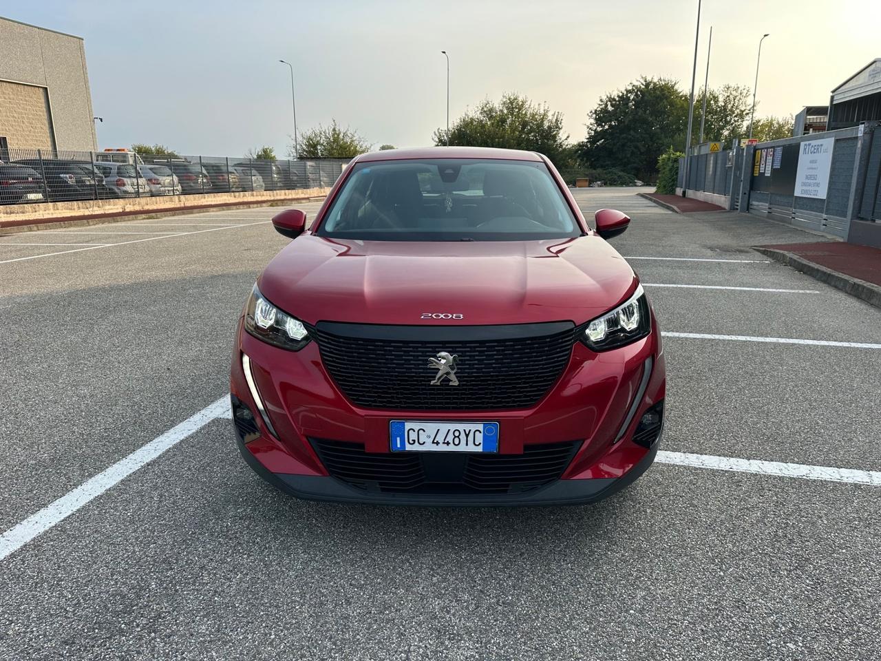 Peugeot 2008 PureTech 100 S&S Allure