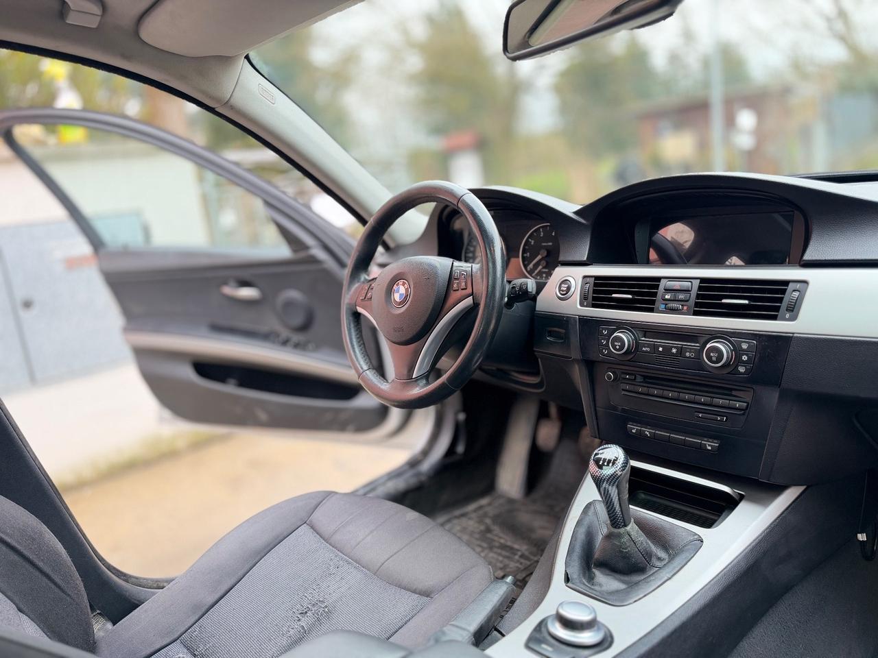 Bmw 318 i cat Touring MSport
