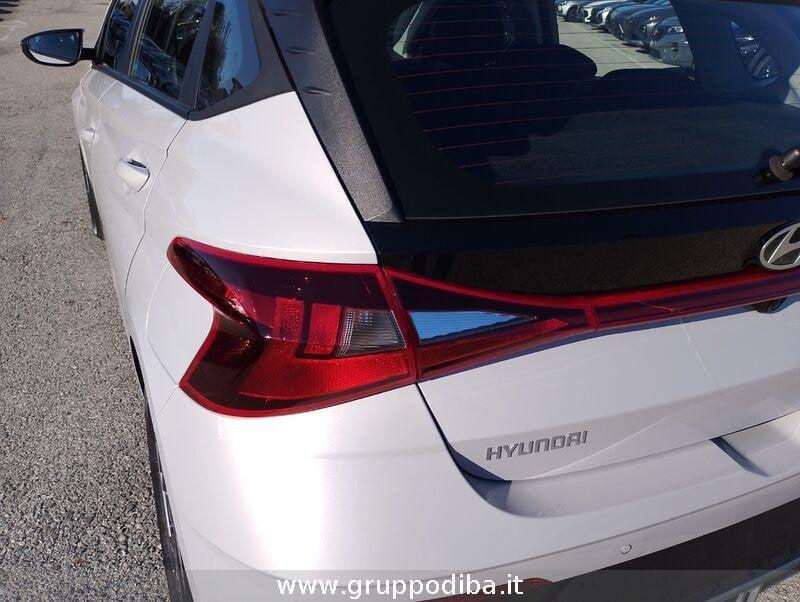 Hyundai i20 1.1 MPI MPI DOHC Petrol 5-speed M/T PE MY25 1.2 GPL MT CONNECTLINE GPL