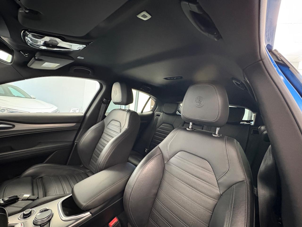 Stelvio 2.0 Turbo 280 Q4 Veloce 2022 km 104000